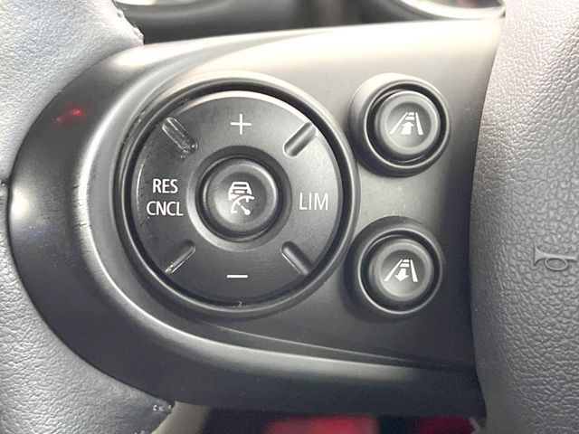 ���A�N�e�B�u�N���[�Y�R���g���[��:�O�̎ԂƂ̎Ԋԋ��������ɂƂ�A��葬�x�Ŏ������s���Ă���鎟����̃N���[�Y�R���g���[��!��ɍ������H�⎩���Ԑ�p���H�Ŏg�p����֗��ȋ@�\�ł�!