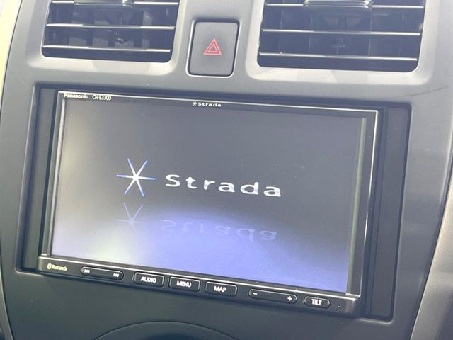 �y�i�r�Q�[�V�����z�g���₷���i�r�ŖړI�n�܂ł�������ē����Ă���܂��B�e��I�[�f�B�I�Đ��@�\���[�����Ă���A���Ԃ̉^�]������Ɋy�����Ȃ�܂�!!