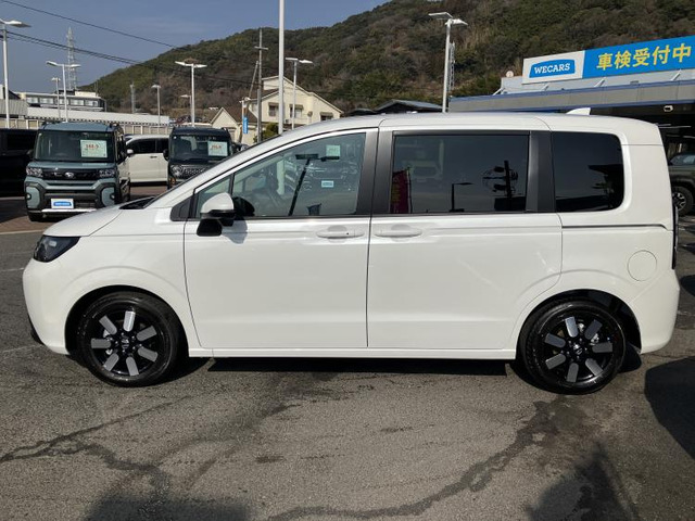 フリード1.5 e:HEV エアー EX