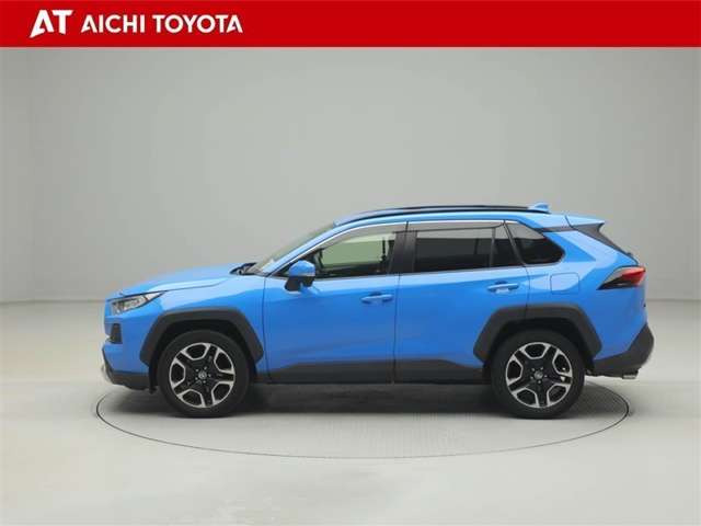 RAV42.0 アドベンチャー 4WD