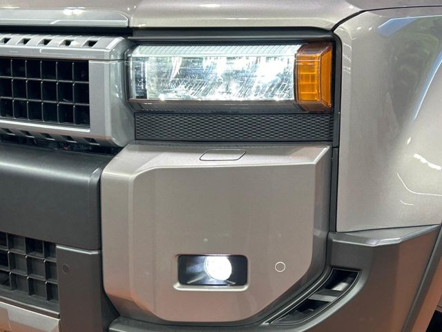 �yLED�w�b�h���C�g�z���V����ԑ��s�����ǍD�Ȏ��E���m�ۂ����S���ĉ^�]�ł��鍂�P�xLED�w�b�h���C�g�𑕔�!�_�����x�������A����d�͂��}�����Ă��܂��B