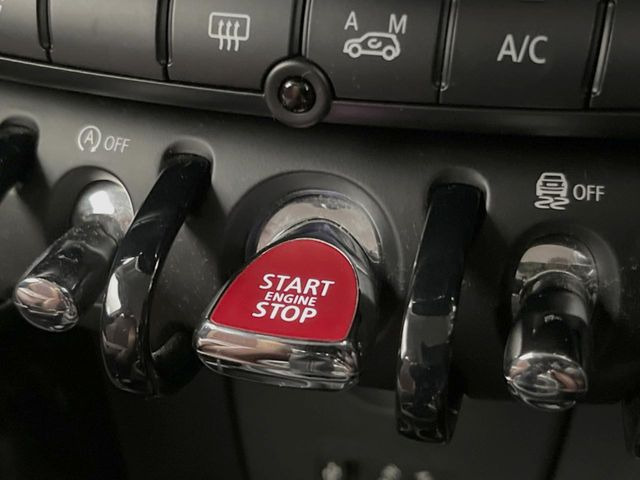 ���R���t�H�[�g�A�N�Z�X(�X�}�[�g�G���g���[�V�X�e��):�L�[���������Ă��邾���ŊJ���E�{������G���W���X�^�[�g�܂ő���\!