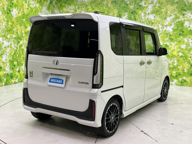 N-BOXカスタムターボ コーディネートスタイル モノトーン