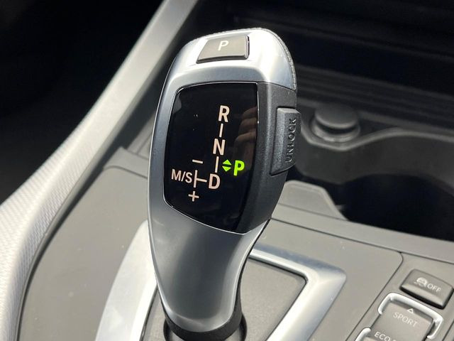 ��MT���[�h�t��AT:�ʏ�͎����ł����Ȃ���ϑ�(�M�A�`�F���W)���h���C�o�[�̑���ɂ���ĈӐ}�I�ɕς�����V�X�e���ł��B����w���i�̃h���C�u�����y���݂��������܂�!