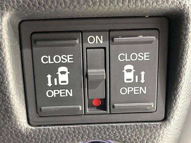 �y�n���Y�t���[�@�\�t�������p���[�X���C�h�h�A�z�X���C�h�h�A�̉��ɑ�������Ă��������ƁA�����I�ɃX���C�h�h�A���J���܂�!�ו��ŗ��肪�ӂ���������Ԃł��A�h�A�̊J���ł��ĂƂ��Ă��֗�!