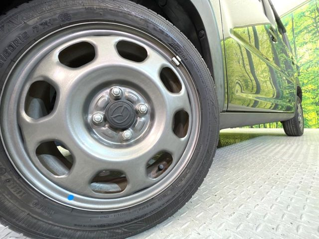 �y14�C���`�A���~�z�C�[���z�O�ςɃ}�b�`�����A���~�z�C�[���𑕒����Ă���܂��B�e��A���~�z�C�[����A�X�^�b�h���X�^�C�����戵�����Ă���܂��B���񂲑��k����������