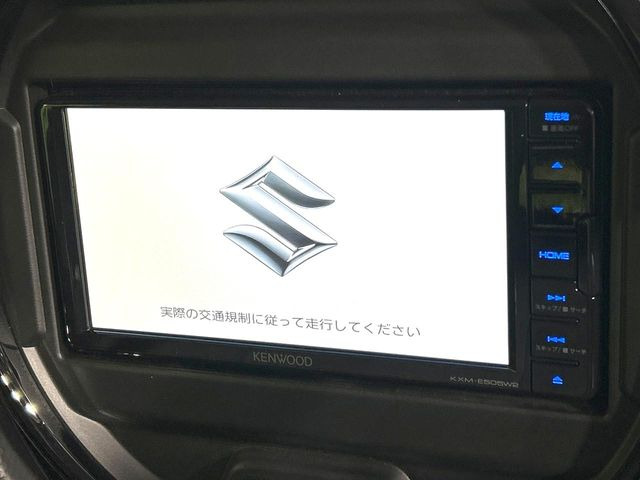 �y�����i�r�z�l�C�̏����i�r�𑕔����Ă���܂��B�i�r�̎g���₷���͂������A�I�[�f�B�I�@�\���[��!�L�����v�◷�s�͂������A�ʋ΂┃�����ȂǕ��i�̃h���C�u���y�����Ȃ�͂���