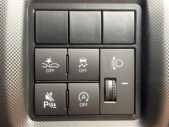 �y�A�C�h�����O�X�g�b�v�z�ԐM����a�؂Œ�Ԃ����ۂɃG���W�����~���A���ʂȔR���̏����}���܂��B�R��������ی�ɂȂ���@�\��G���W���̓u���[�L�𗣂��΍Ďn�����܂��B