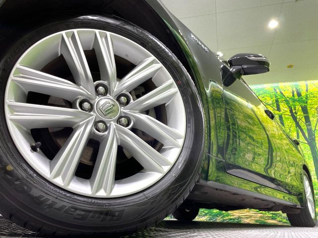 �y����17�C���`�A���~�z�C�[���z�O�ςɃ}�b�`���������A���~�z�C�[���𑕒����Ă���܂��B�e��ЊO�A���~�z�C�[����A�X�^�b�h���X�^�C�����戵�����Ă���܂��B���񂲑��k����������