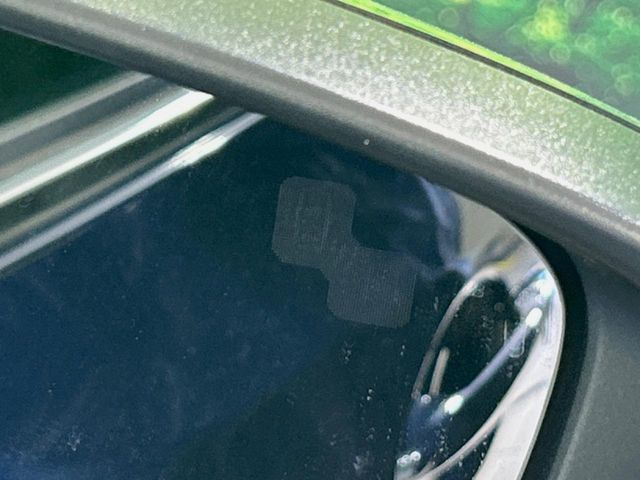 �y�u���C���h�X�|�b�g���j�^�����O�z���s���A�h�A�~���[�̎��p�ɂȂ�₷���ӏ��Ɍ㑱�Ԃ��ڋ߂���ƃT�C�h�~���[�t�߂Ɍx����\���A�h���C�o�[�ɒ��ӊ��N�����Ă���܂��B