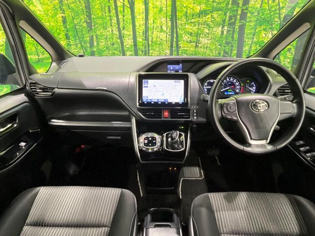 ヴォクシー1.8 ハイブリッド ZS 煌II