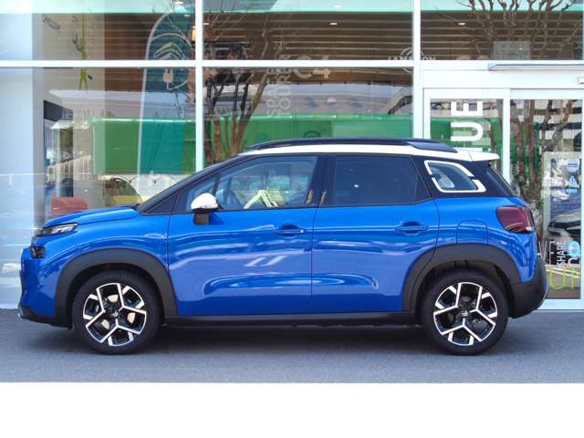 C3エアクロスSUVシャイン ブルーHDi ディーゼル