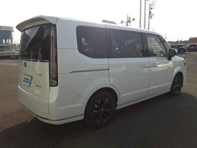 ステップワゴン2.0 e:HEV スパーダ