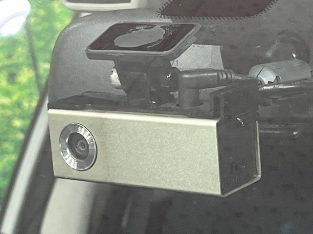 �y�h���C�u���R�[�_�[�z���S�E���S�ȃJ�[���C�t�ɕK�{�̃h���C�u���R�[�_�[�𑕔�!���s���͂������A������^�]�⎖�̂ɑ��������ۂ̏󋵂��f���ŋL�^���A����̃��X�N�ɔ����܂��B