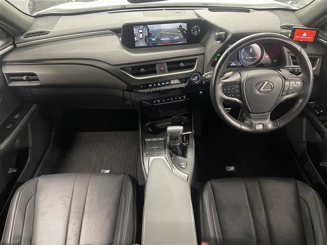 UX250h Fスポーツ