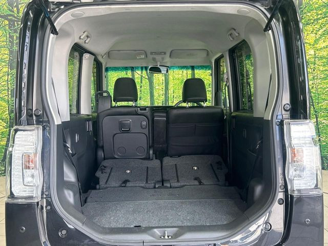 ���i�̂���������ʋ΁A���}���ɏ\���ȉ׎��X�y�[�X���m�ۂ��Ă���܂��B�Z�J���h�V�[�g��|���ƁA�傫�ȉו��̐ύڂ��\�ł���