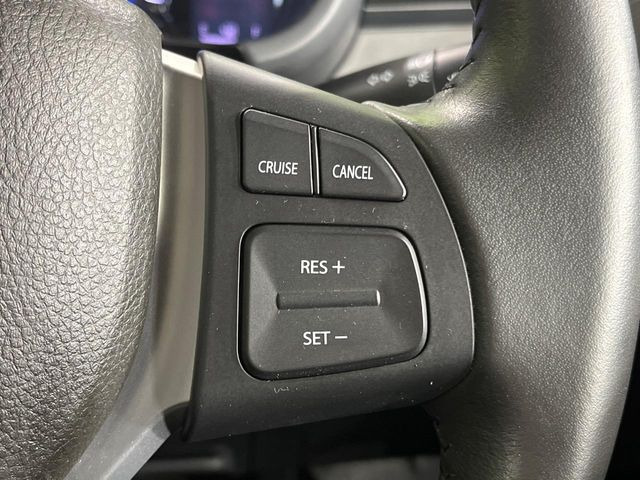 �y�N���[�Y�R���g���[���z�������H�����N���N���s�B�A�N�Z���𗣂��Ă���葬�x�ő��s���ł��A�������^�]���̕��S���y��!�����E�������ȒP�ȃX�C�b�`����Œ����ł��܂��B