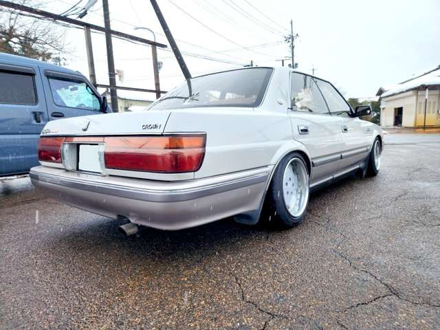 クラウン2.0 ロイヤルサルーン