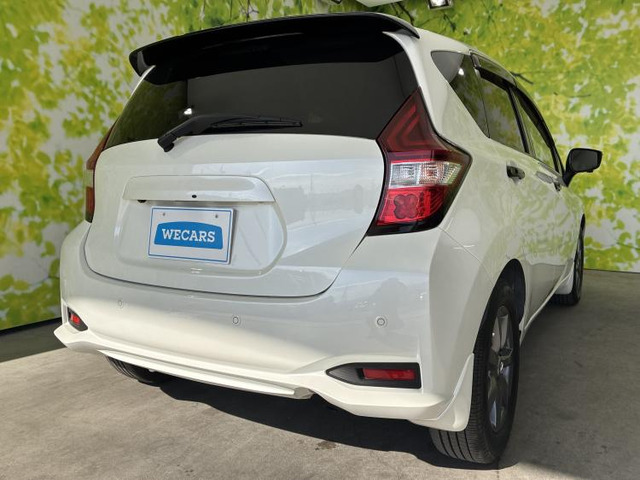 ノート1.2 e-POWER メダリスト ブラックアロー