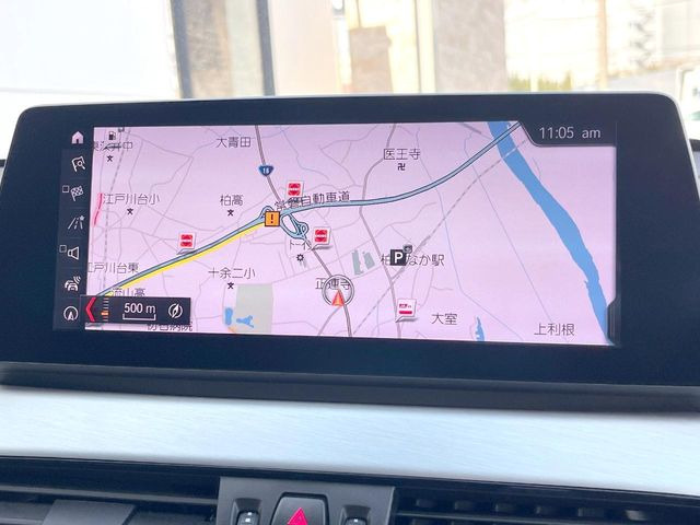 �������i�r:��̊��̂���i�r�́A����������ԓ������o���Ă���܂��B�I�[�f�B�I�@�\���[�����Ă���܂��̂ŁA�^�]�����y���߂܂���