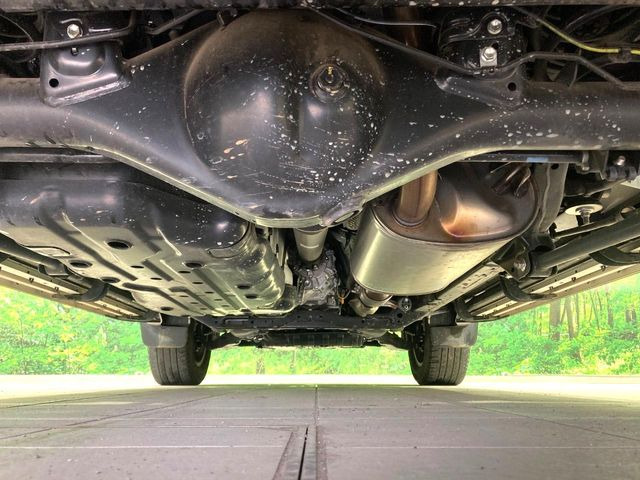 下回りがきれいなうちに、防錆加工の施工がオススメ。降雪地域はもちろん、沿岸部にお住いの方や、趣味でマリン・ウィンタースポーツをされる方にご好評いただいております。