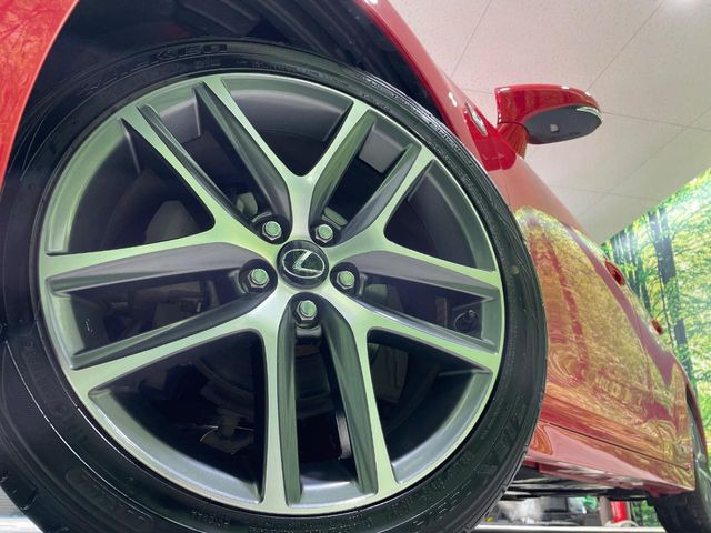 �y�O���[�h��p����17�C���`�A���~�z�C�[���z�f�U�C�����̍��������A���~�z�C�[���𑕒����Ă���܂��B�e��ЊO�A���~�z�C�[����A�X�^�b�h���X�^�C�����戵�����Ă���܂��B���񂲑��k����������