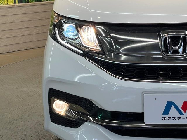 �yLED�w�b�h���C�g�z���V����ԑ��s�����ǍD�Ȏ��E���m�ۂ����S���ĉ^�]�ł��鍂�P�xLED�w�b�h���C�g�𑕔�!�_�����x�������A����d�͂��}�����Ă��܂��B