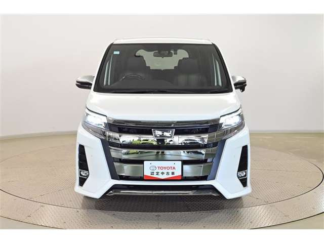 ノア2.0 Si W×B III 4WD