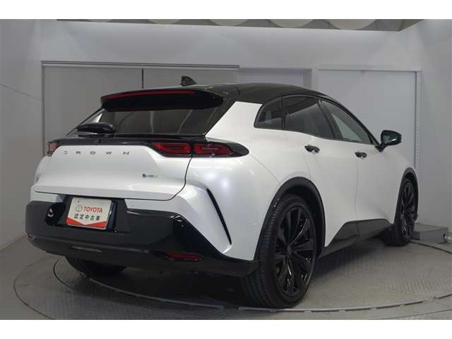 クラウンスポーツ2.5 Z E-Four 4WD