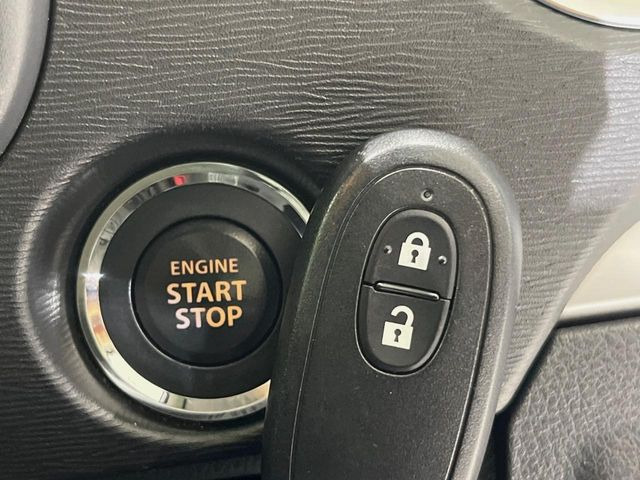 �y�L�[���X�X�^�[�g�V�X�e���z�J�o����|�P�b�g�ɓ��ꂽ�܂܂ł��h�A�̎{���E�������\�ȃX�}�[�g�L�[�𑕔��B�G���W���̃I���E�I�t�����J�M�����o���K�v����������Ƃ��Ă��֗��ł���