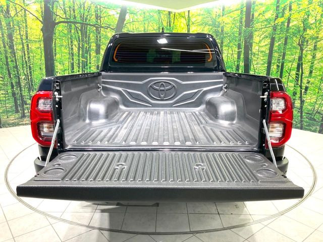 �ύڗ�500kg�̍L�X�Ƃ����f�b�L�́A�V�т���d���܂ő��p�r�Ɏg���܂��B�x�b�h���C�i�[��g�m�J�o�[�̎��t���������k��������