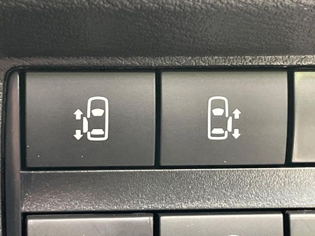 �y�n���Y�t���[�@�\�t�������p���[�X���C�h�h�A�z�X���C�h�h�A�̉��ɑ�������Ă��������ƁA�����I�ɃX���C�h�h�A���J���܂�!�ו��ŗ��肪�ӂ���������Ԃł��A�h�A�̊J���ł��ĂƂ��Ă��֗�!