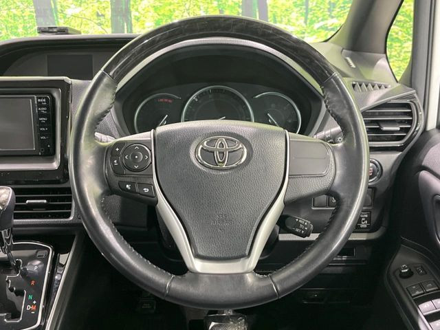 �y�����v�����X�e�A�����O�z�㎿�Ȋv���g�p���邱�ƂŁA��ɂ����������݂ƂĂ��^�]���₷���n���h���ł���