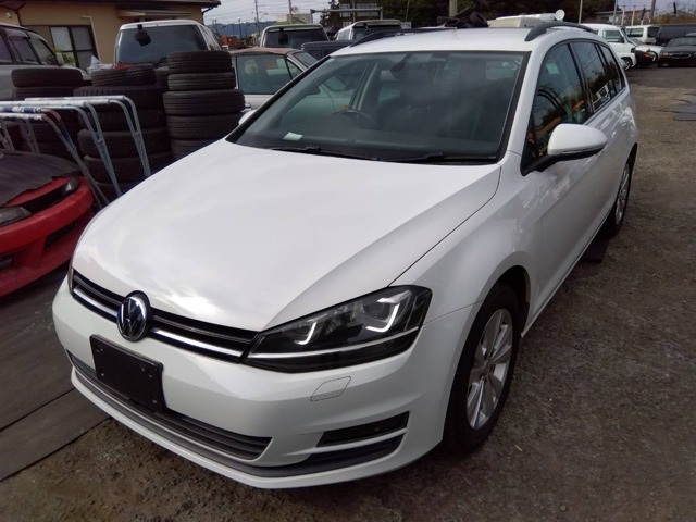 ゴルフヴァリアントTSI コンフォートライン