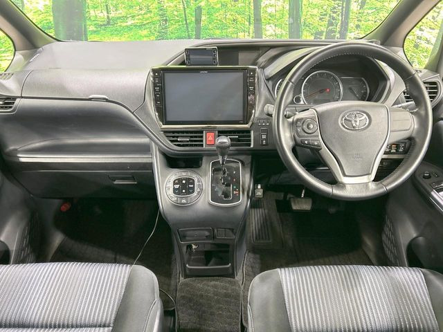 ヴォクシー2.0 ZS 煌