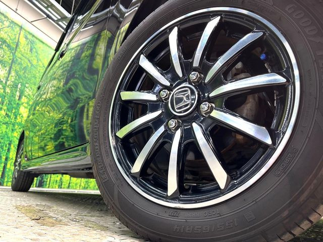 �y����14�C���`�A���~�z�C�[���z�O�ςɃ}�b�`���������A���~�z�C�[���𑕒����Ă���܂��B�e��ЊO�A���~�z�C�[����A�X�^�b�h���X�^�C�����戵�����Ă���܂��B���񂲑��k����������