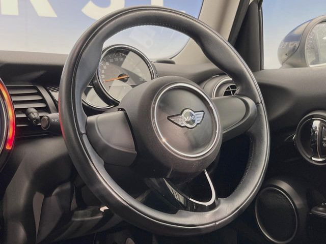 ���n���h�����̃X�������Ȃ��A���ꂢ�ȏ�Ԃ��ێ����Ă���܂��B�e�X�C�b�`���̓�����m�F�ς݂ł��B