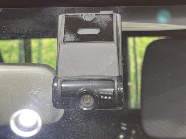 �y�h���C�u���R�[�_�[�z�h���C�u���R�[�_�[����!���s���͂������A������^�]�⎖�̂ɑ��������ہA�f���ŋL�^���A����̃��X�N�ɔ����܂��B���L�^�pSD�J�[�h�͂��q�l�����g�ł��������������K�v������܂��B