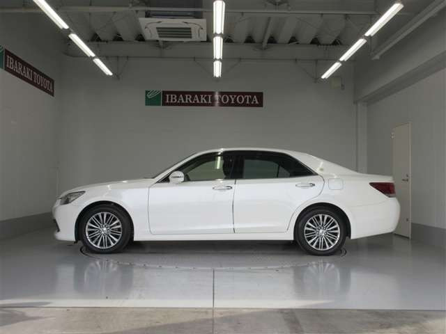 クラウン2.5 ロイヤルサルーン