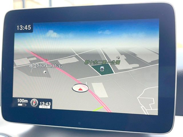 �������i�r:��̊��̂���i�r�́A����������ԓ������o���Ă���܂��B�I�[�f�B�I�@�\���[�����Ă���܂��̂ŁA�^�]�����y���߂܂���