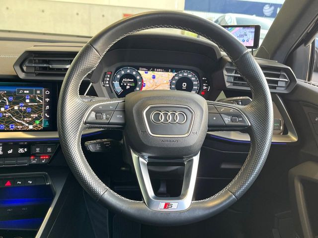 ���n���h�����̃X�������Ȃ��A���ꂢ�ȏ�Ԃ��ێ����Ă���܂��B�e�X�C�b�`���̓�����m�F�ς݂ł��B