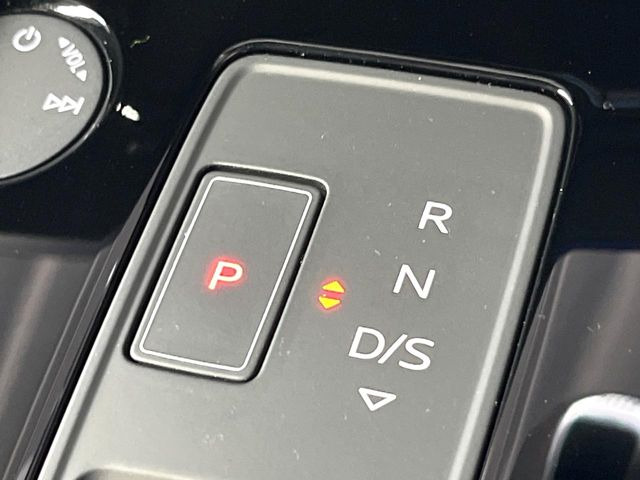 ��MT���[�h�t��AT:�ʏ�͎����ł����Ȃ���ϑ�(�M�A�`�F���W)���h���C�o�[�̑���ɂ���ĈӐ}�I�ɕς�����V�X�e���ł��B����w���i�̃h���C�u�����y���݂��������܂�!