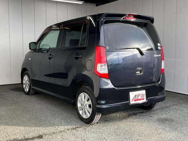 �l�C��4WD�A�y�����ԁA�R���p�N�g�J�[�ASUV�A�Z�_���A�~�j�o���A�A���Ԃ܂ŕ��L����葵���Ă���܂��B