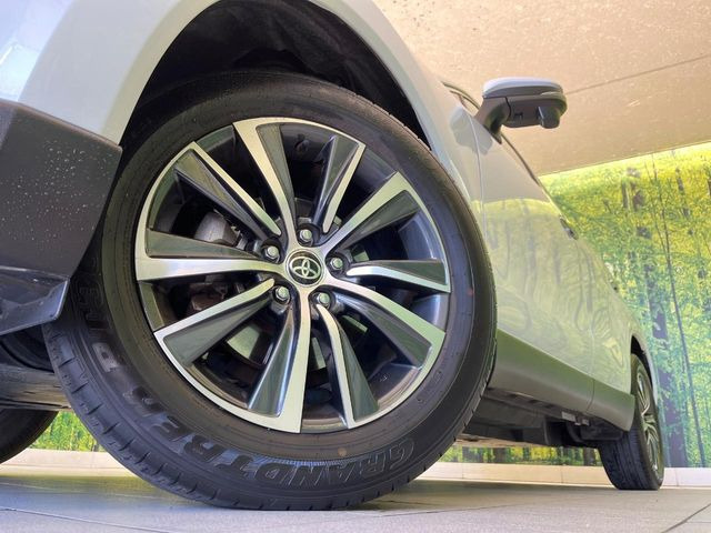 �y�����A���~�z�C�[���z�O�ςɃ}�b�`���������A���~�z�C�[���𑕒����Ă���܂��B�e��ЊO�A���~�z�C�[����A�X�^�b�h���X�^�C�����戵�����Ă���܂��B���񂲑��k����������