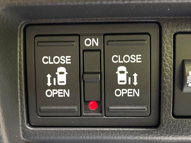 ステップワゴン2.0 e:HEV スパーダ