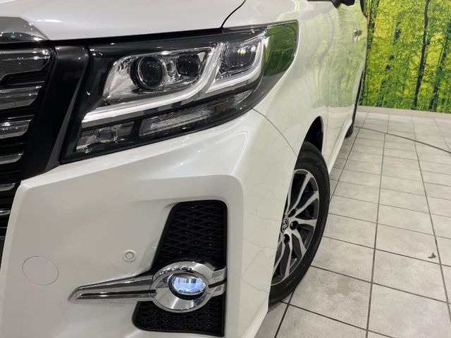 �yLED�w�b�h���C�g�z���V����ԑ��s�����ǍD�Ȏ��E���m�ۂ����S���ĉ^�]�ł��鍂�P�xLED�w�b�h���C�g�𑕔�!�_�����x�������A����d�͂��}�����Ă��܂��B