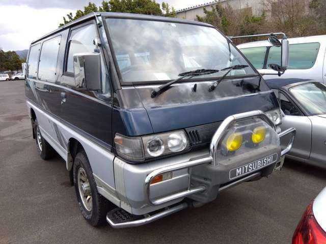 デリカスターワゴン2.5 アクティブワールド ウインタースペシャル エアロルーフ ディーゼル 4WD