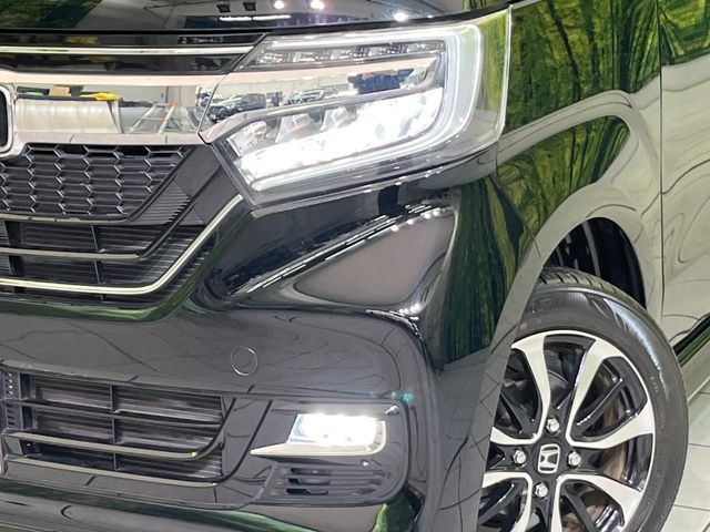 �w�b�h���C�g��e�[�������v&�A���~�z�C�[�����̊e��R�[�e�B���O���I�X�X�����Ă���܂��B�����Y�����̉��΂݂≘���}���A���ꂢ�ȏ�Ԃ������e�i���X���X�ŕۂĂ܂���