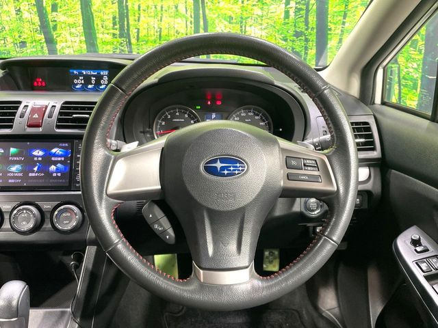 �y�����v�����X�e�A�����O�z�㎿�Ȋv���g�p���邱�ƂŁA��ɂ����������݂ƂĂ��^�]���₷���n���h���ł���