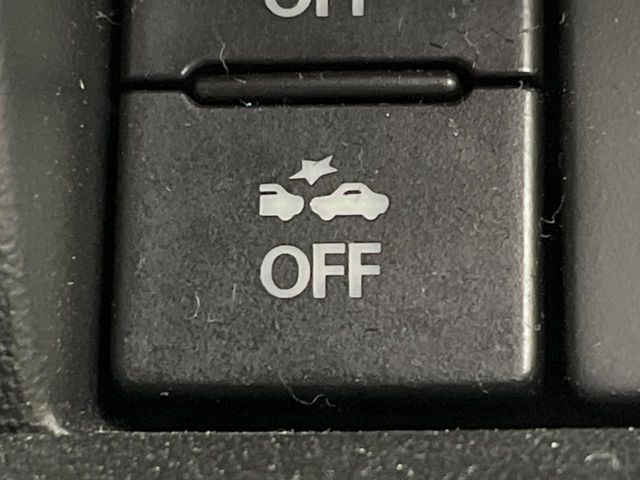 �y�X�Y�L �Z�[�t�e�B�T�|�[�g�z���s���ɑO���̎ԗ�����F�����A�Փ˂������Ȏ��͌x��ƃu���[�L�ŏՓˉ���Ɣ�Q�y�����A�V�X�g�B�����S�Ƀh���C�u�����y���݂��������܂��B